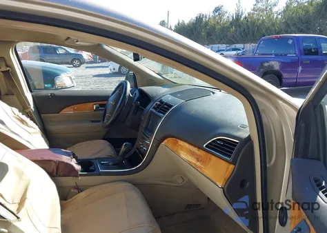 2011 Lincoln Mkx z USA, uszkodzony, nr VIN 2LMDJ6JK3BBJ31166